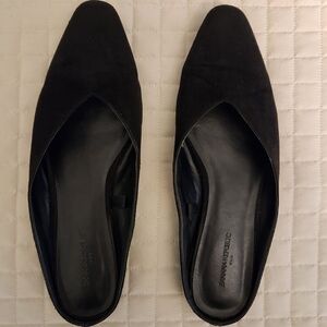 Banana Republic miles slides